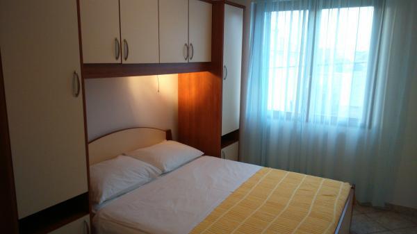 Apartmani Petra Pakoštane Kültér fotó